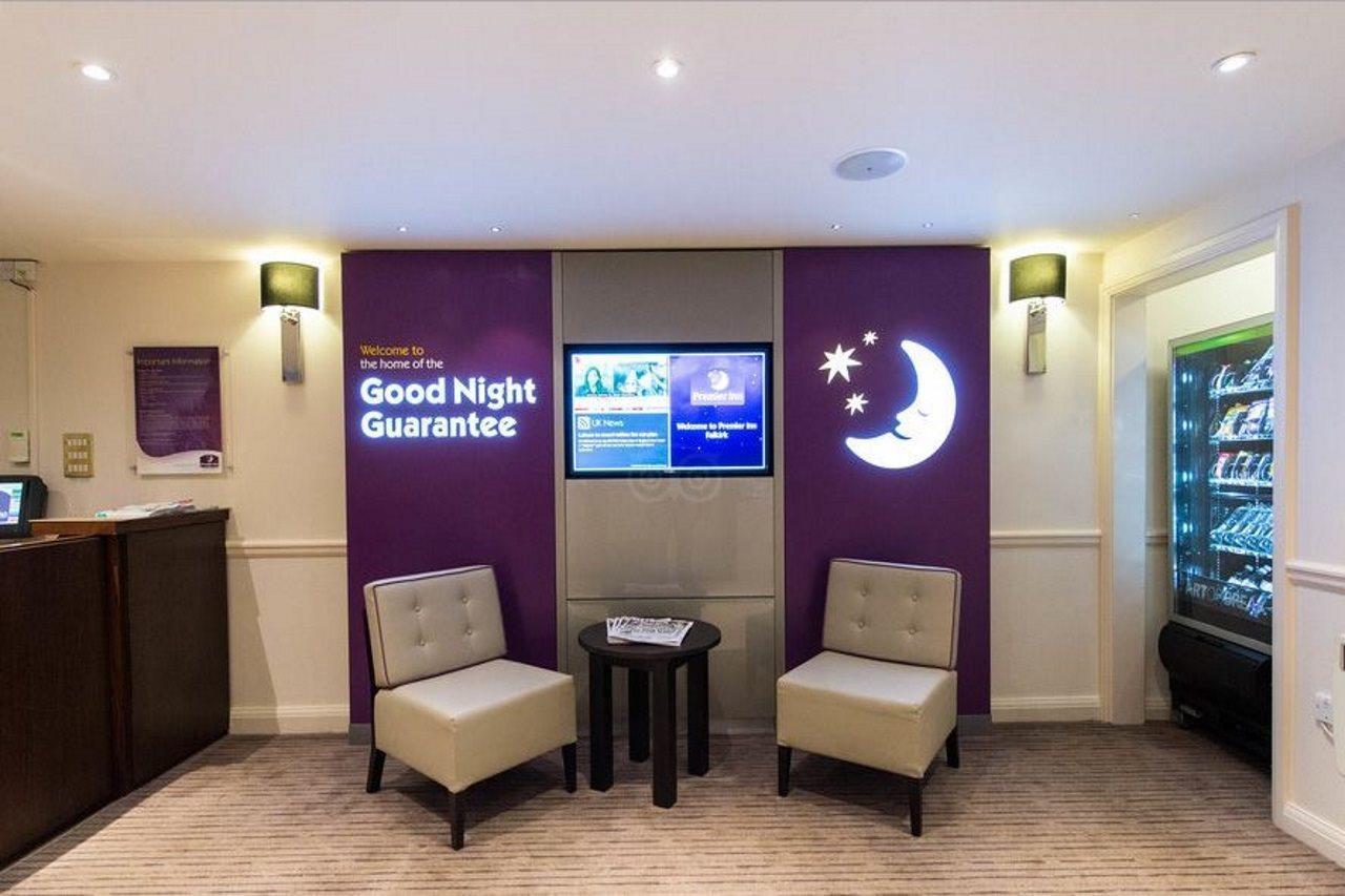 Premier Inn Falkirk - Larbert Exteriör bild